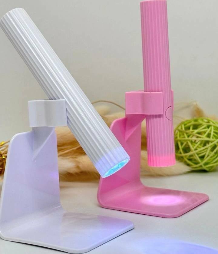 Лампа фонарик на подставке, заряжаетя от USB