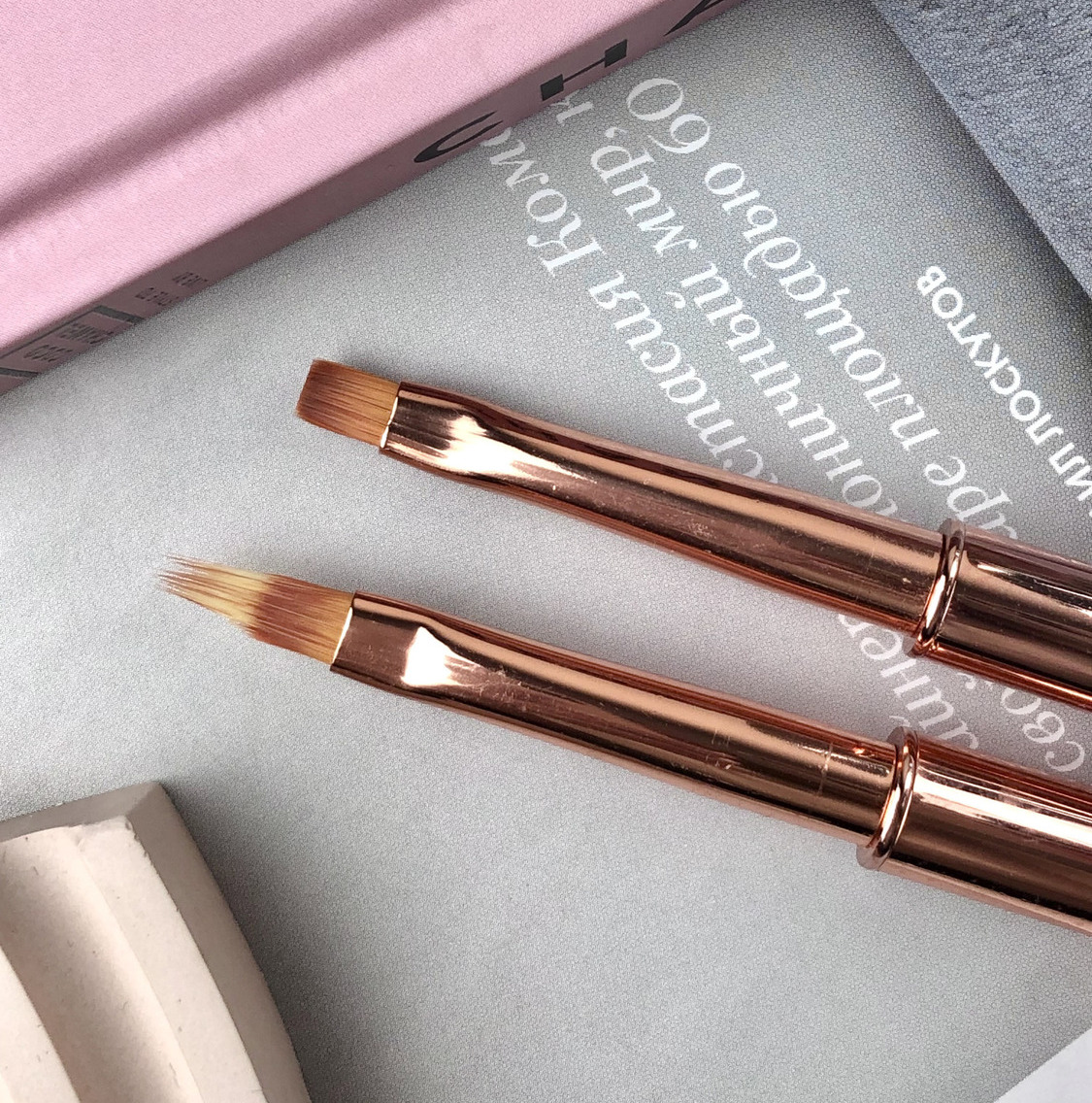 КИСТЬ GOLDEN ДВУХСТОРОННЯЯ ОМБРЕ/№4ПРЯМАЯ