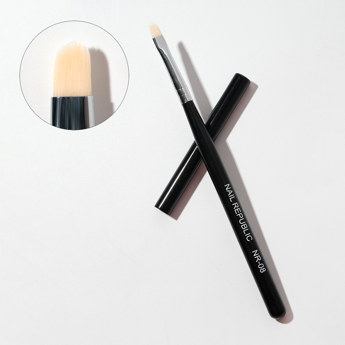 NR Кисть №08 для геля с закруглённым ворсом (0,8 см)