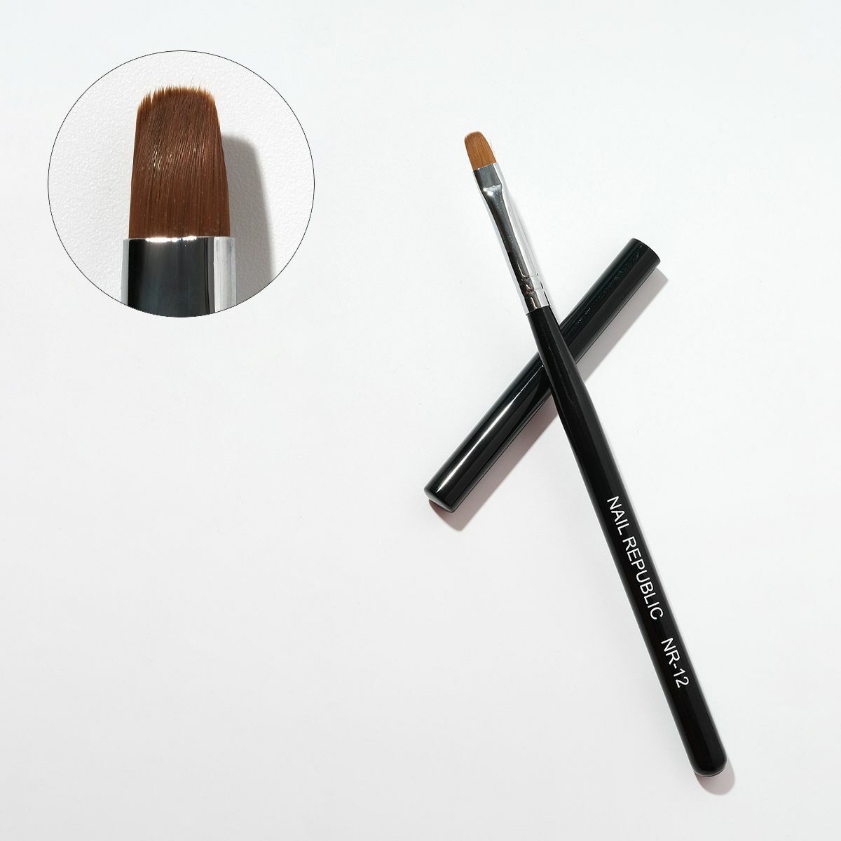 NR Кисть №12 для геля с закругленным ворсом (0,9 см)